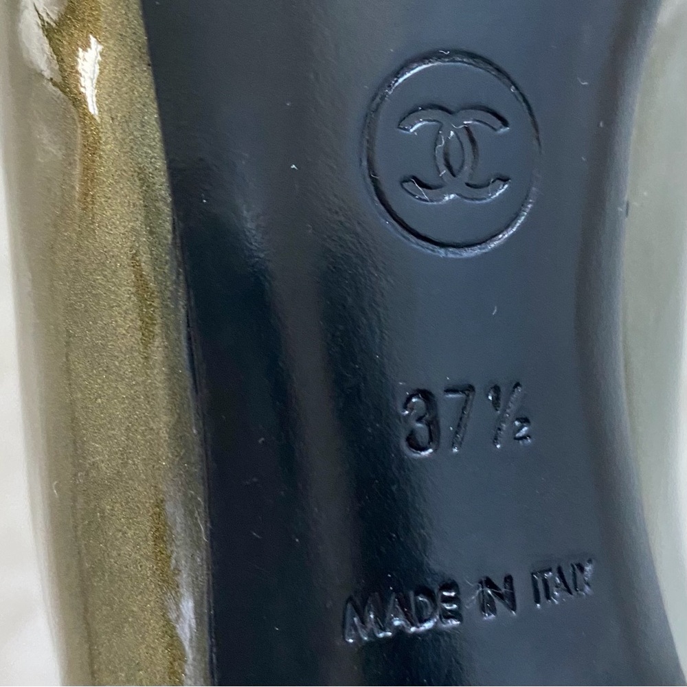 Chanel Made in Italy Interlocking CC Logo Green Patent Leather Pumps Heels 7.5 - Picture 11 of 12